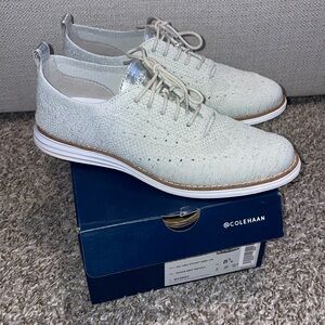 Zero Grand Silver Knit Lace-Up Oxford Shoes